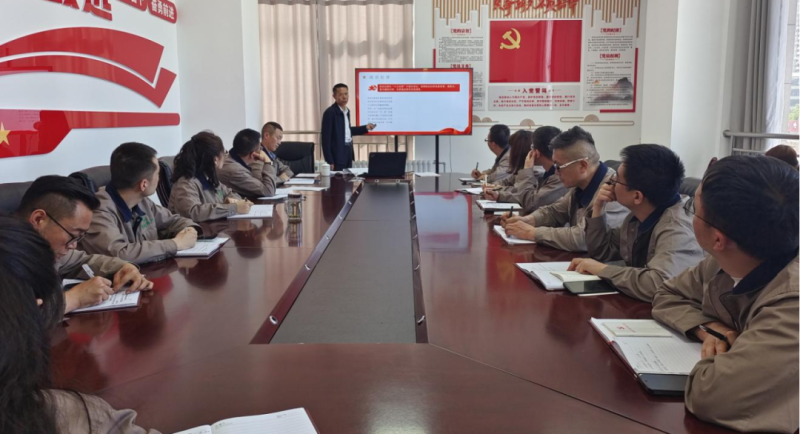 恪守“六大紀律” 筑牢思想根基——集團黨委委員、紀委書記赴朝物開投公司黨支部講授專題黨課